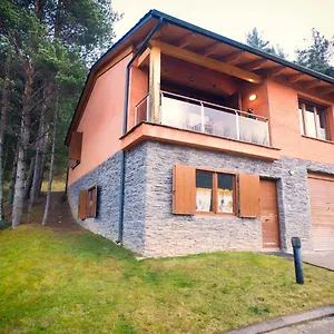 Сasa de vacaciones Fantastica Casa A La Molina Amb Jardí En Plena Natura